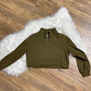 Divided by H&M Olive Cropped Quarter Zip